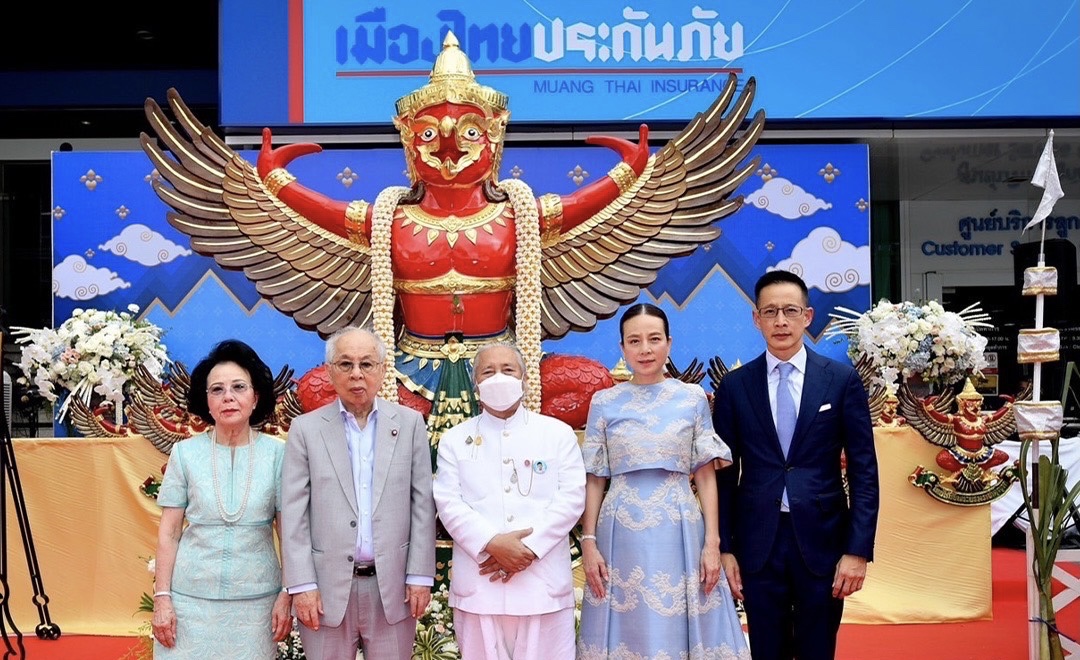 เมืองไทยประกันภัย จัดพิธีบวงสรวง อัญเชิญพระครุฑพ่าห์ขึ้นประดิษฐานบนอาคารสำนักงานใหญ่