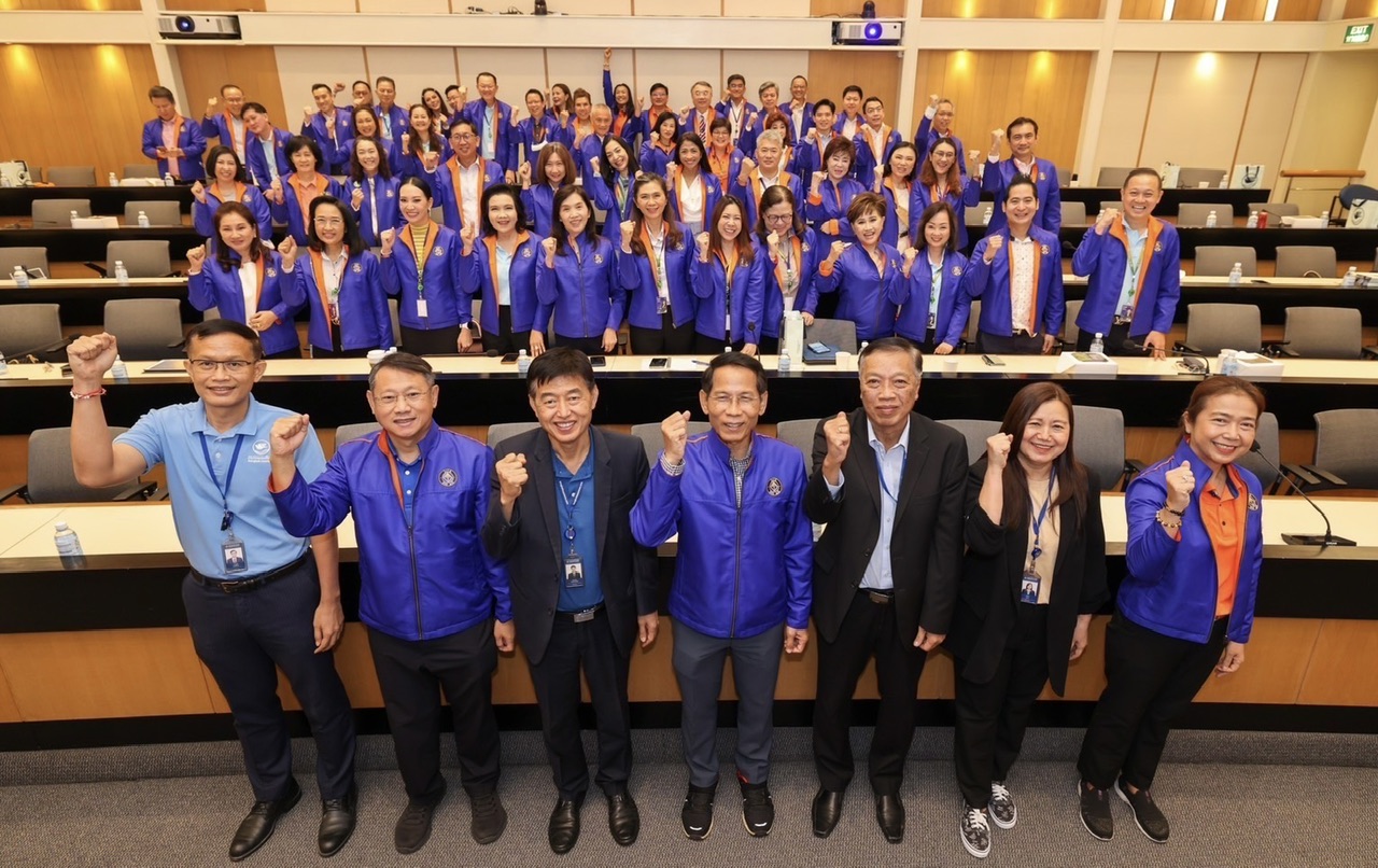 BKI เปิดบ้านต้อนรับรองเลขาธิการ คปภ. และคณะผู้บริหารหลักสูตร วปส. รุ่นที่ 11 เยี่ยมชมการดำเนินงานที่นำเทคโนโลยีเพื่อยกระดับการให้บริการลูกค้าอย่างตรงใจ