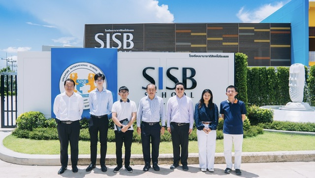 SISB ต้อนรับนักวิเคราะห์เยี่ยมชมโรงเรียนนานาชาติสิงคโปร์ระยอง