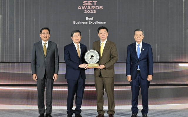 LEO คว้ารางวัล Best CEO Awards ของบริษัทกลุ่มตลาด maiจากเวที SET Awards 2023