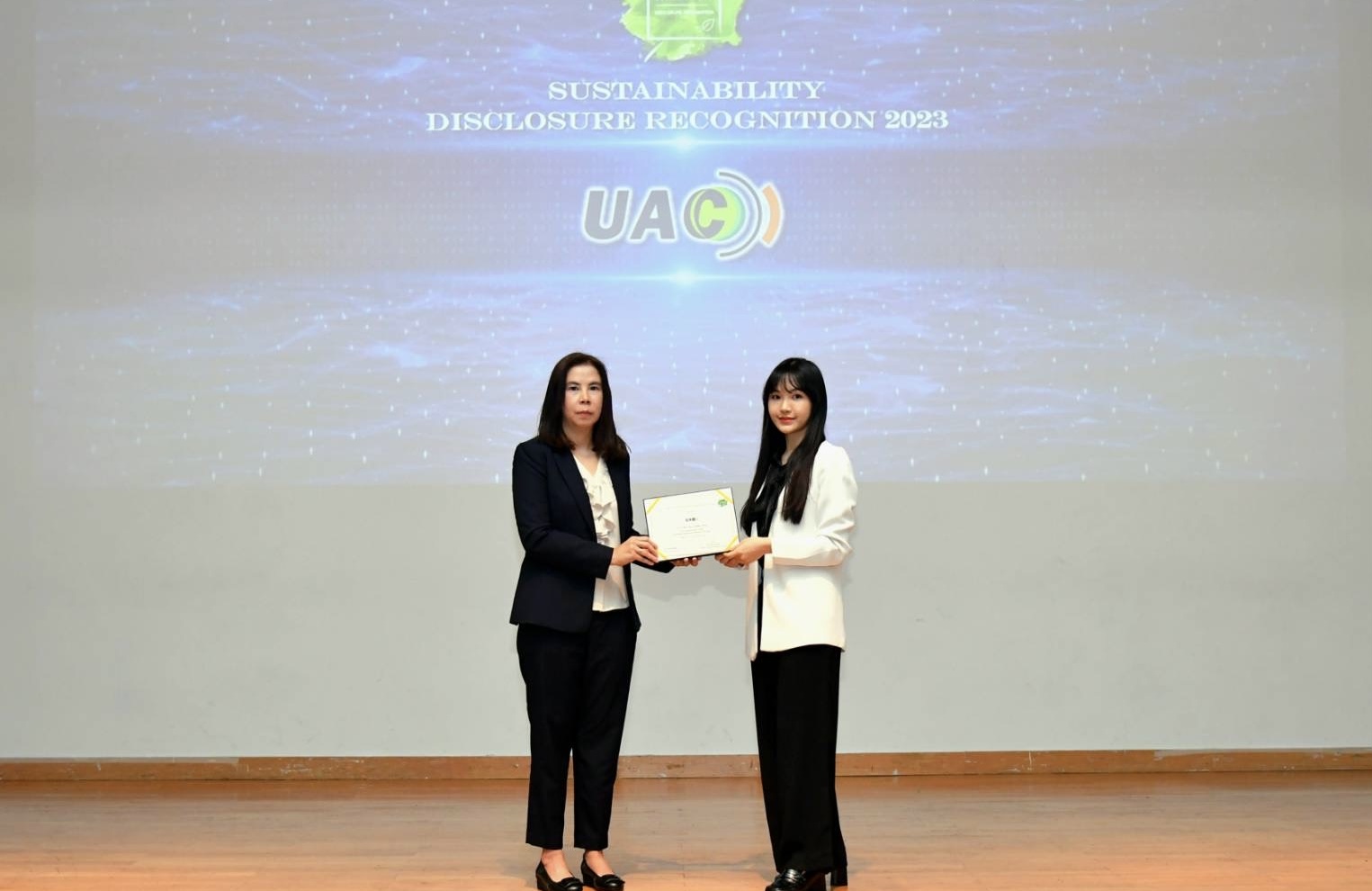 UAC รับรางวัลประกาศเกียรติคุณ Sustainability Disclosure Recognition 2023 ต่อเนื่อง 3 ปีซ้อน