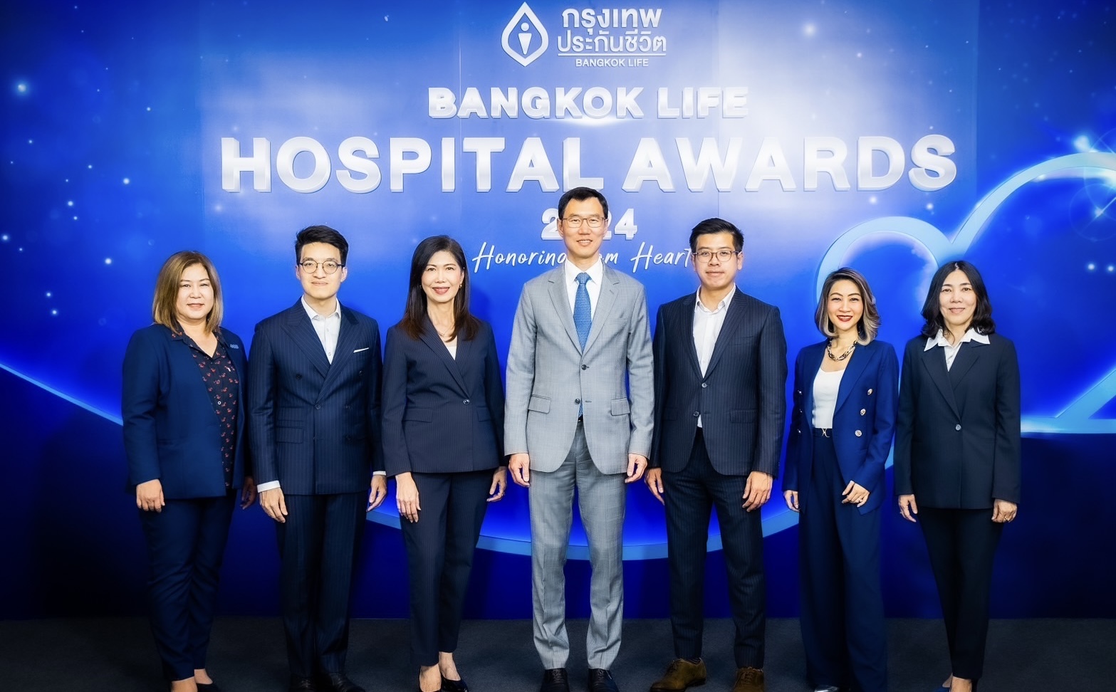 กรุงเทพประกันชีวิต จัดพิธีมอบรางวัลBangkok Life Hospital Awards 2024ประกาศเกียรติคุณโรงพยาบาลพันธมิตร มุ่งสู่ความเป็นเลิศด้านความใส่ใจการรักษาและบริการ